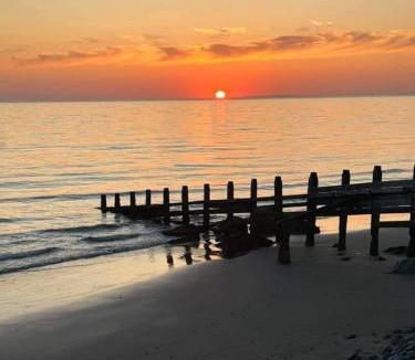 Borth House | Cliff haven