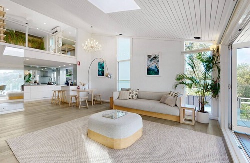 Seaforth Apartment | Cliff house & Grand harbour view