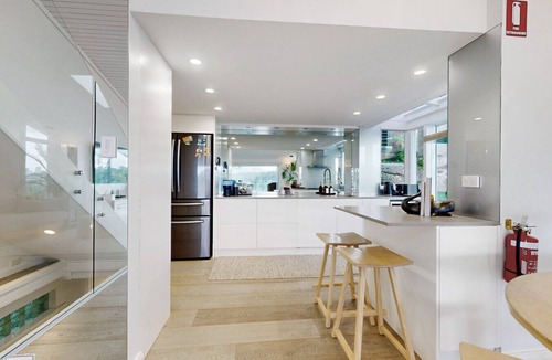 Seaforth Apartment | Cliff house & Grand harbour view