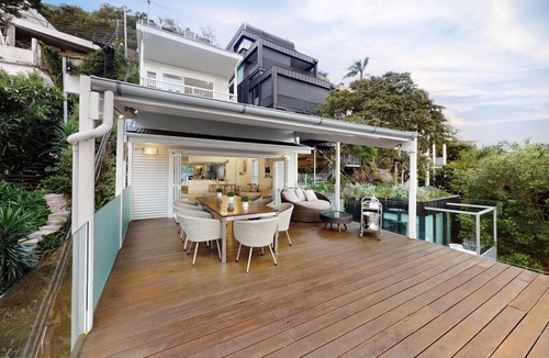 Seaforth Apartment | Cliff house & Grand harbour view