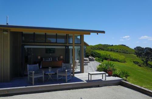 Taiharuru Villa | Cliff House