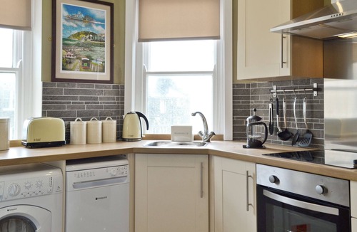 Aberystwyth Cottage | Cliff Railway Apartment