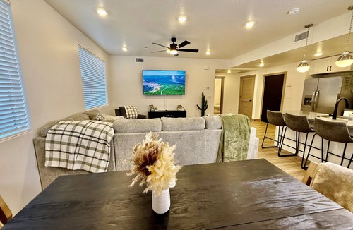Green Springs Apartment | Cliff Side Pool Oasis | Lazy River & Hot Tubs