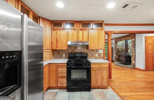Loganville House | Clifford Guest House
