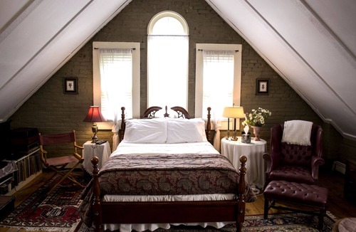 Ohio City Bed & Breakfast | Clifford House Private Home Bed & Breakfast