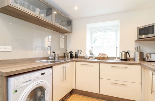 Trebarwith Strand Cottage | Cliffside