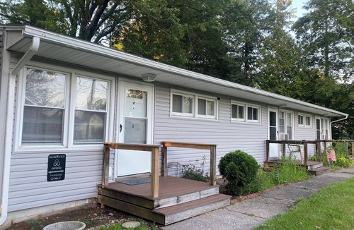 Oneida Castle House | Cliffside Getaway: Turning Stone, Vernon Downs,etc