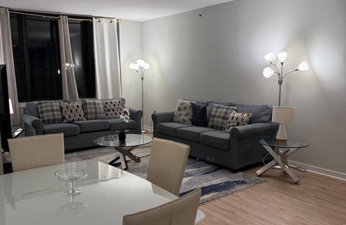 Cliffside Park Apartment | Cliffside Park 2-Bedroom Apartment, Only A Short Distance From NYC