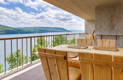 Canandaigua Condo | Cliffside Sunrise: "Gorgeous Canandaigua Lake Views!"