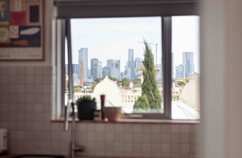 Clifton Hill Apartment | Clifton Chill Apartment