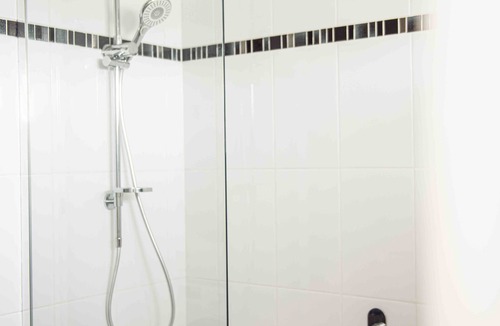 Clifton Hill Apartment | Clifton Chill Apartment