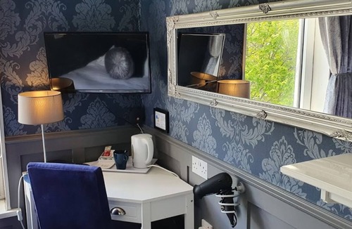 South Shields Bed & Breakfast | Clifton Guest House