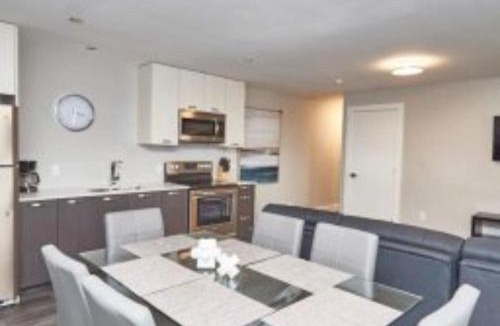 Niagara Falls House | CLIFTON WALK C2