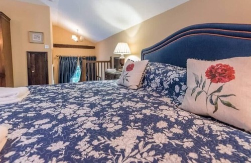 Clare House | Cliftons Cottage, Clare