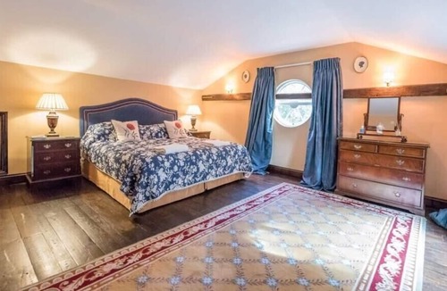 Clare House | Cliftons Cottage, Clare