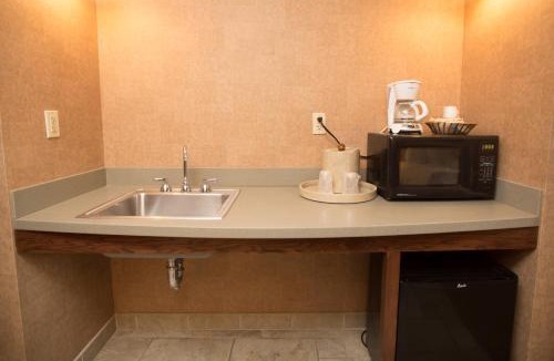 Madison Hotel | Clifty Inn