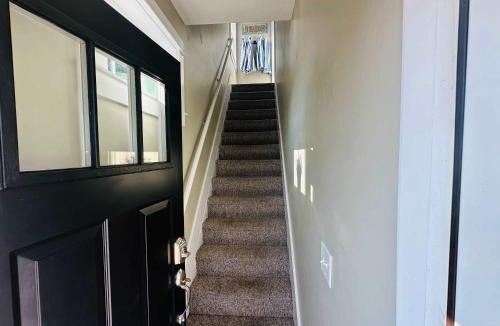 Grand Haven Apartment | Clinton Ave Retreat