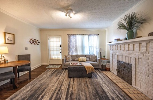 Clintonville Apartment | Clintonville Gem Fireplace Modern Kitchen