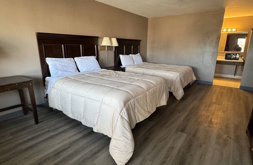 Clintonville Hotel | Clintonville Motel