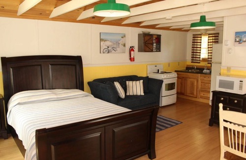 Pocologan Hotel | CLIPPER SHIPP BEACH MOTEL