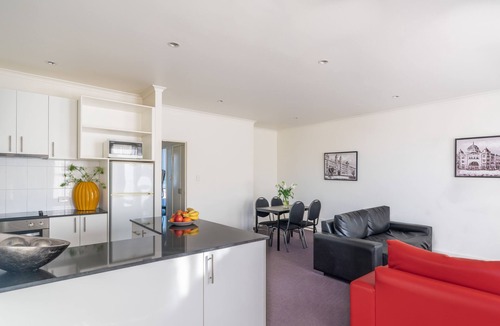 Carlton South Apartment | Clocktower Apartment Hotel