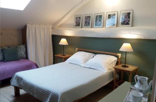 Flavignac Bed & Breakfast | Clos de l'Arthonnet- Chambres d'hôtes avec cuisine d'été, proche Limoges