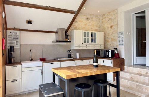 Chauvigny Villa | Clos De La Brelaisière -Charming gîte near Chauvingny