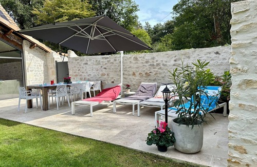 Chauvigny Villa | Clos De La Brelaisière -Charming gîte near Chauvingny