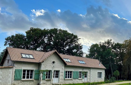 Chauvigny Villa | Clos De La Brelaisière -Charming gîte near Chauvingny