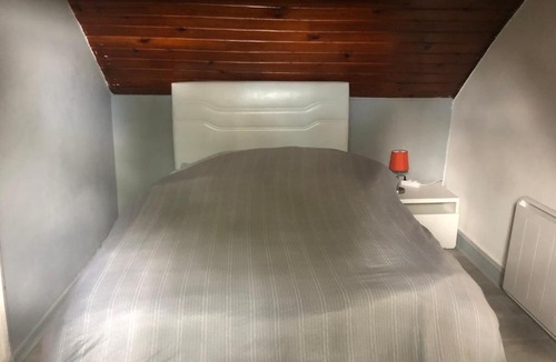 Villiers-Saint-Frederic Apartment | Clos de la fontaine A