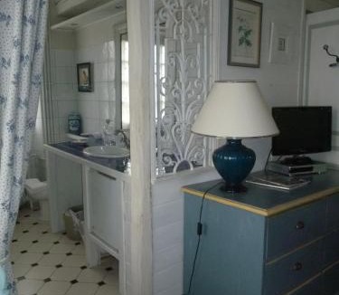 Saint-Cyr-sur-Morin Bed & Breakfast | Clos de la Rose