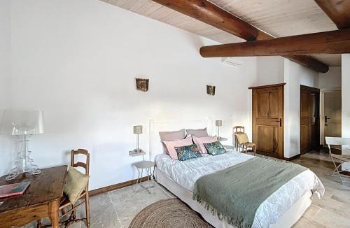 Villeneuve House | Clos des Cassis - Maison d'Hôtes
