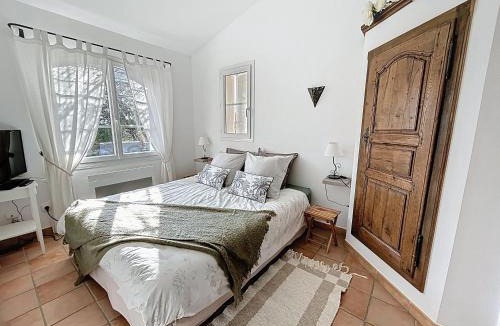 Villeneuve House | Clos des Cassis - Maison d'Hôtes