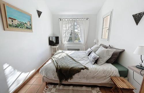 Villeneuve House | Clos des Cassis - Maison d'Hôtes