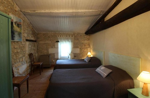 Jau-Dignac-et-Loirac Bed & Breakfast | clos des hirondelles