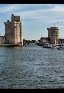 Perigny Apartment | Clos des jardins