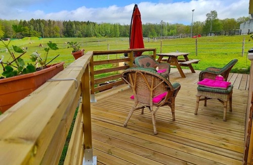Givonne House | Clos du Bannet Family Escape
