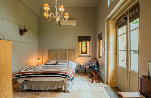 Prignac-et-Marcamps House | Clos Marcamps