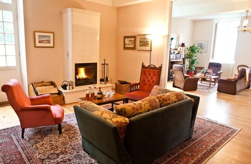 Jurancon House | Clos Mirabel Manor B&B