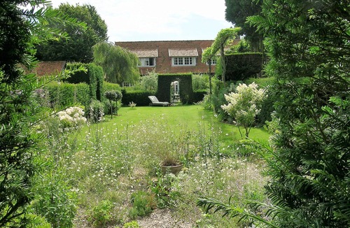Varengeville-sur-Mer Ski Chalet | Clos Normand, pretty house in an exceptional garden