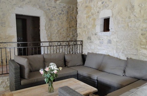 Vallon-Pont-d'Arc House | Clos saint joseph the courtyard for 9 people