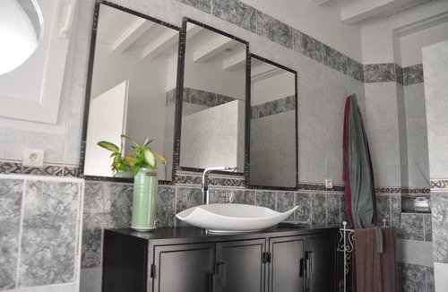 Pujols-sur-Ciron House | Clos San Gianni