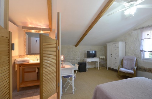 Avignon House | Clos St Pierre de Fraisse