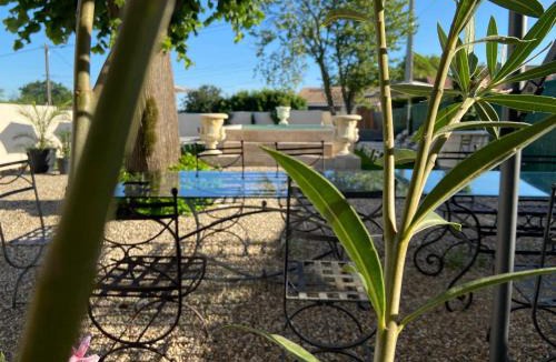 Merignas House | Clos Stella