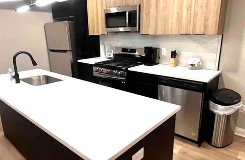 Fairmount Apartment | Close Convention, centercity unit 1