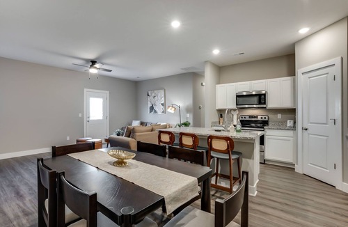 Bel Aire House | Close Drive to Wichita Hoops. Garage Parking + W&D