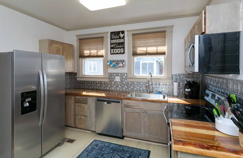 Ashland City House | Close enough to the city with all the small-town charm!
