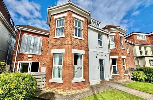 Swanage Apartment | close enough to the beach