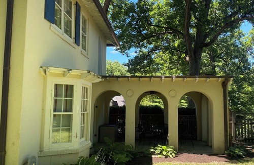 Rockford Villa | Close to all downtown attractions, a spacious retreat!
