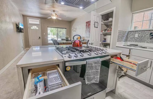 Downtown El Paso House | Close to All, Duplex A, Downtown, Comfortable,Safe